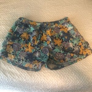 Patagonia shorts !! Willing to negotiate!